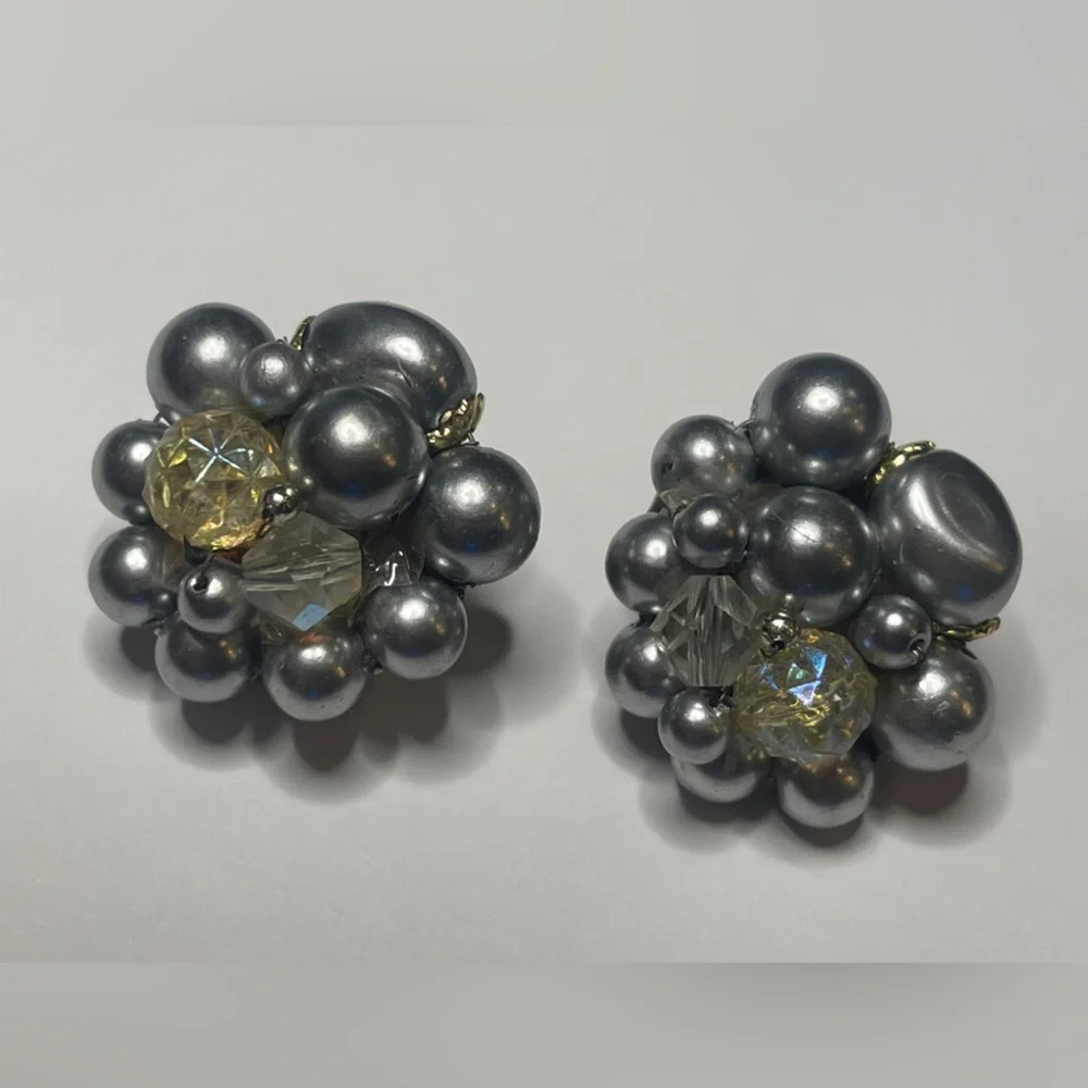 Vintage clip earrings marked Japan lot of 3 pairs blue beaded gold silver gift - Picture 11 of 15